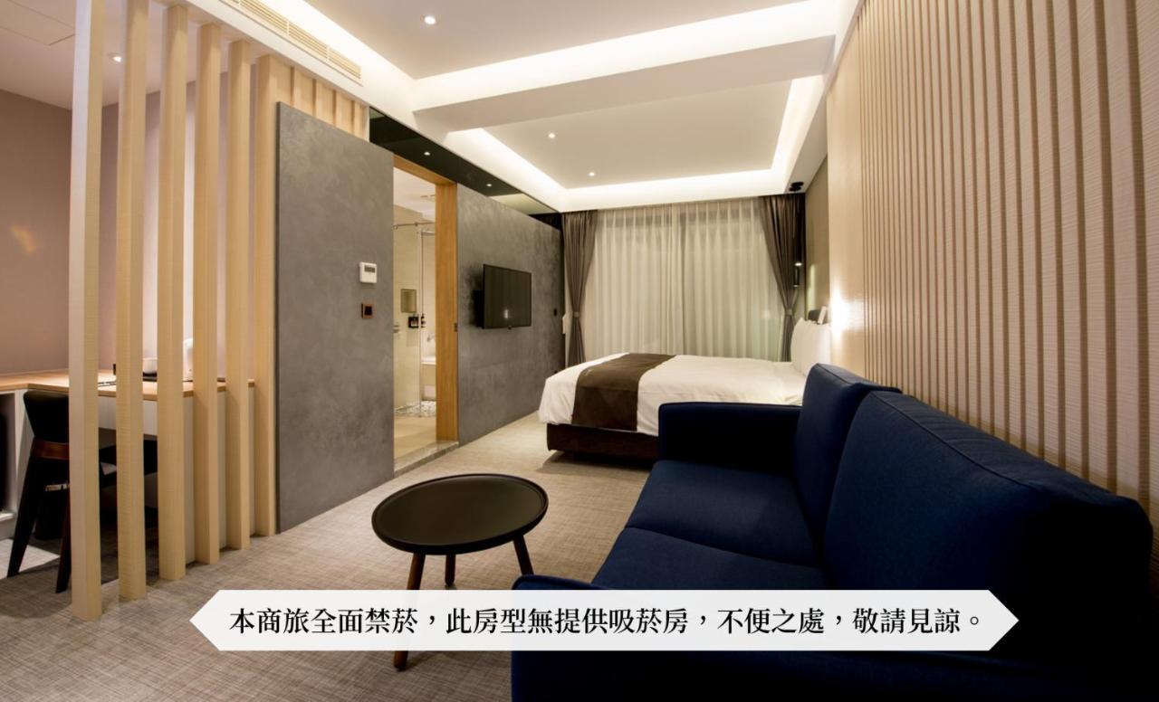 He-Jia Hotel Miaoli Eksteriør billede