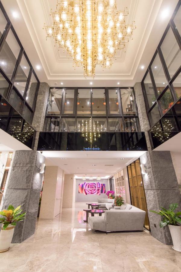 He-Jia Hotel Miaoli Eksteriør billede