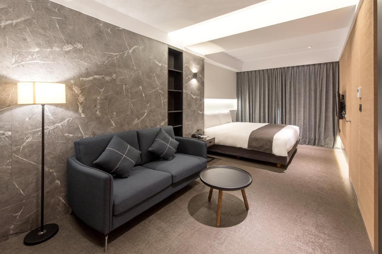 He-Jia Hotel Miaoli Eksteriør billede
